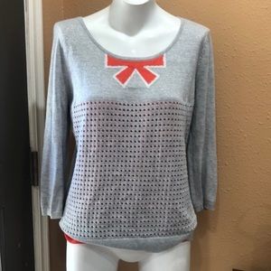 Hinge gray little bow 3/4 sleeve sweater top